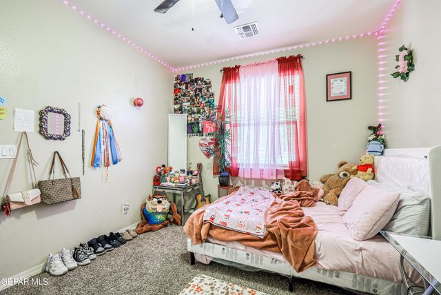 2072 ROBERT MINNIE A, El Paso, TX 79938