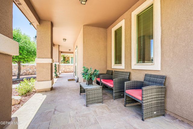 2072 ROBERT MINNIE A, El Paso, TX 79938