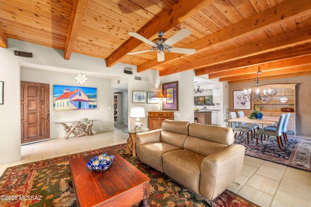 5200 N Calle La Cima, Tucson, AZ 85718