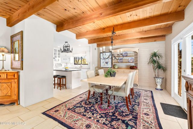 5200 N Calle La Cima, Tucson, AZ 85718