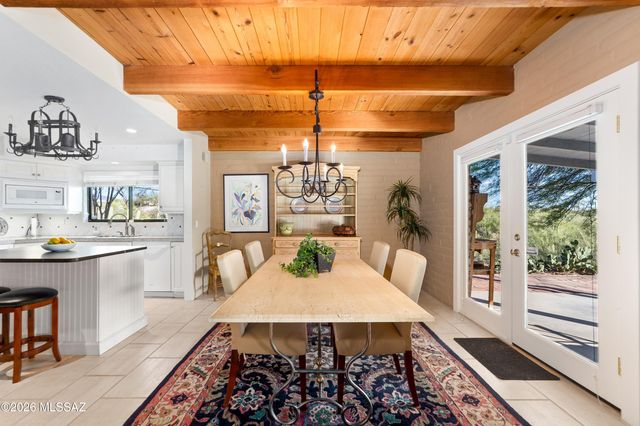 5200 N Calle La Cima, Tucson, AZ 85718