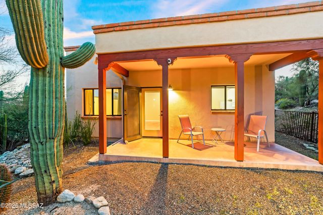 5200 N Calle La Cima, Tucson, AZ 85718
