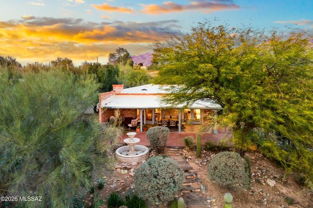 5200 N Calle La Cima, Tucson, AZ 85718