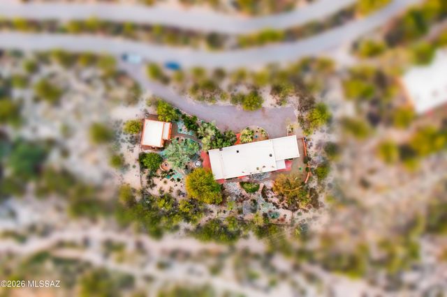 5200 N Calle La Cima, Tucson, AZ 85718