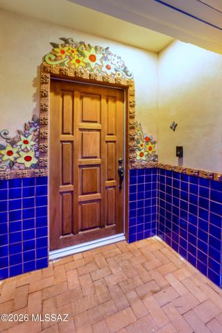 5200 N Calle La Cima, Tucson, AZ 85718