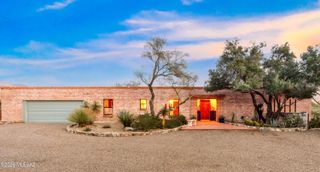 5200 N Calle La Cima, Tucson, AZ 85718