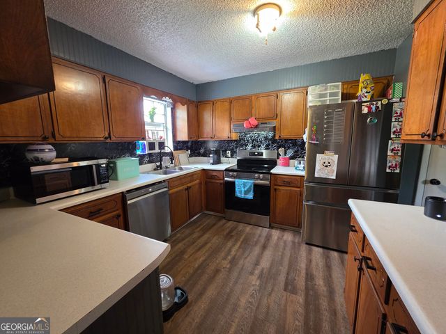 39 Waldon Street, Baxley, GA 31513
