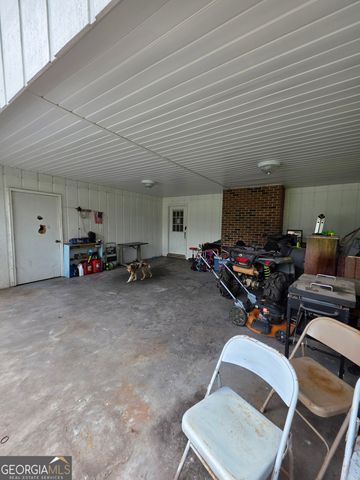 39 Waldon Street, Baxley, GA 31513