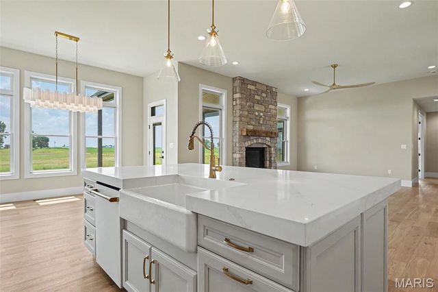 1050 Twin Silos Lane, Orchard Farm, MO 63301
