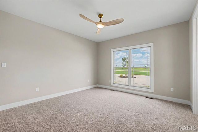 1050 Twin Silos Lane, Orchard Farm, MO 63301