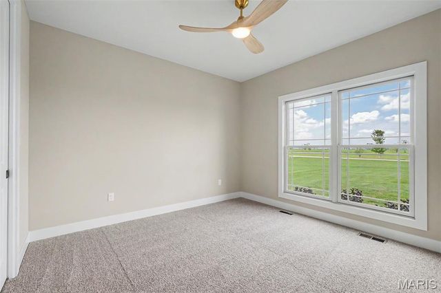 1050 Twin Silos Lane, Orchard Farm, MO 63301