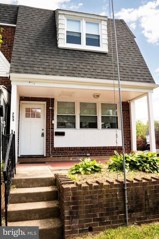 753 E 25TH ST, Chester, PA 19013