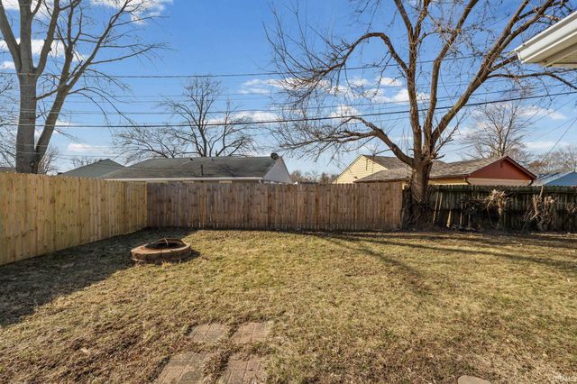 3613 Redondo Drive, Lafayette, IN 47904