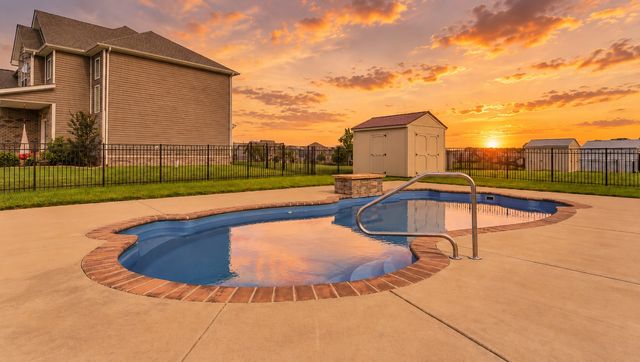 1850 Shield Dr, Clarksville, TN 37043