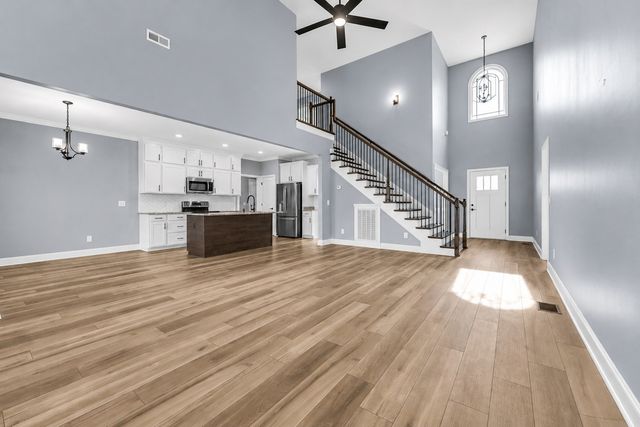1850 Shield Dr, Clarksville, TN 37043