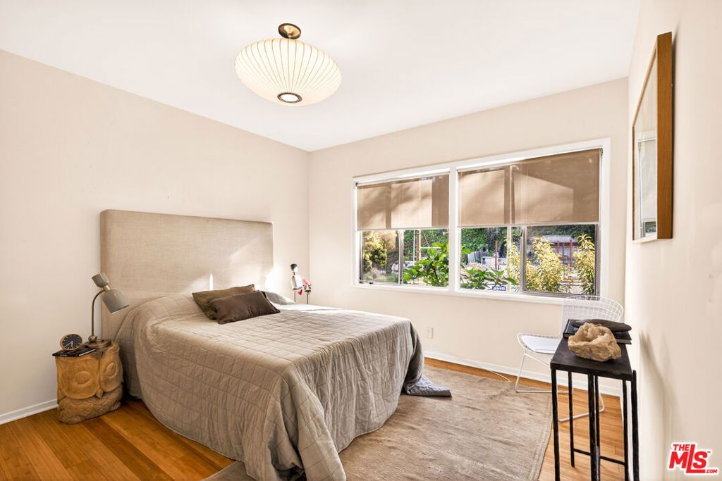Image 25 of property listing at 1362 Marinette Road, Pacific Palisades, CA 90272
