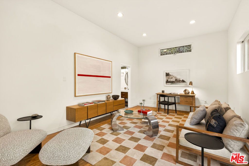 Image 33 of property listing at 1362 Marinette Road, Pacific Palisades, CA 90272