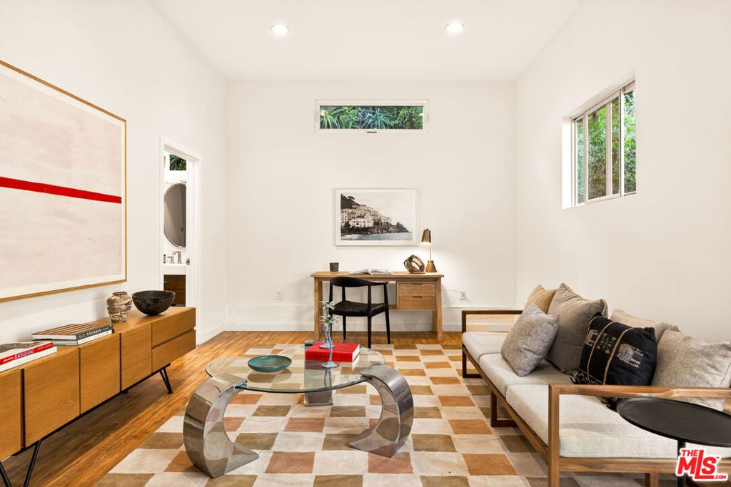 Image 4 of property listing at 1362 Marinette Road, Pacific Palisades, CA 90272