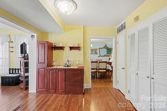 1287 Queensgate Street, Gastonia, NC 28054