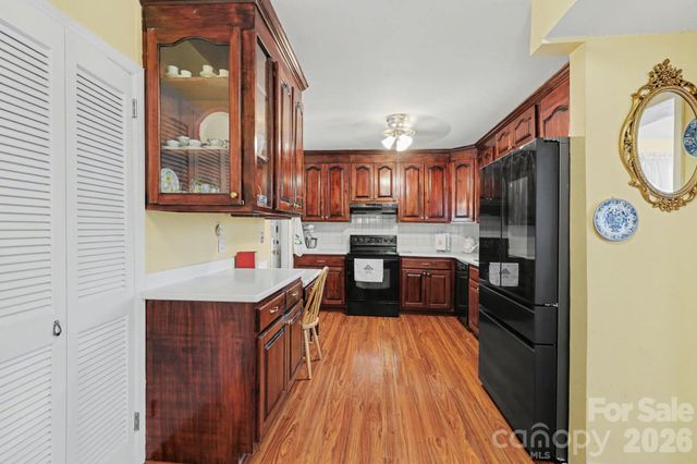 1287 Queensgate Street, Gastonia, NC 28054