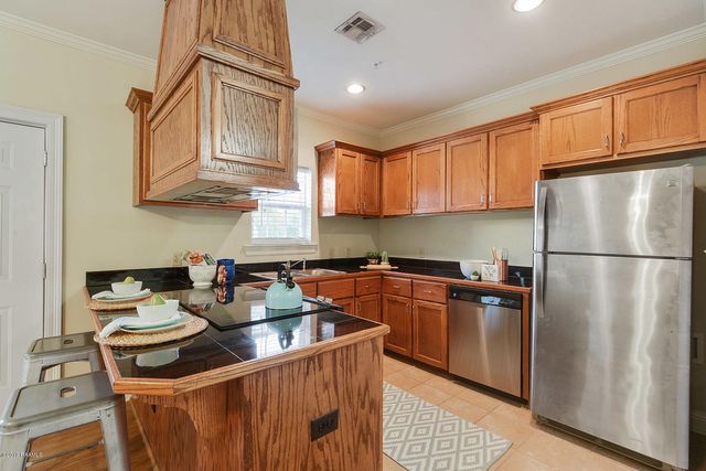 312 Bertrand Drive 203, Lafayette, LA 70506