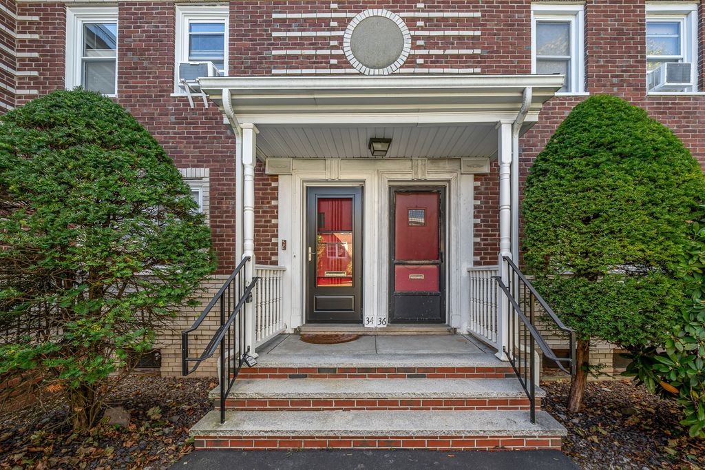 34 Newman Rd 34, Malden, MA 02148