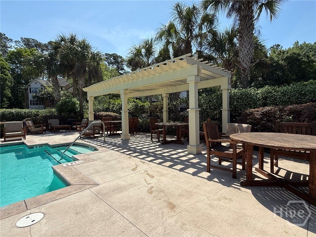 Image 10 of property listing at 5204 Walden Park Drive, Savannah, GA 31410
