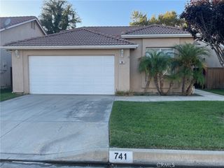 741 Camino De Plata, San Jacinto, CA 92583