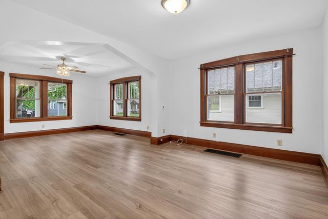 523 Cutler Street, Waterloo, IA 50703