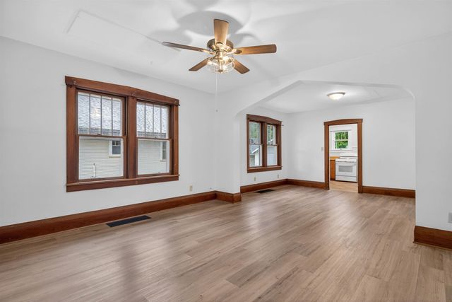 523 Cutler Street, Waterloo, IA 50703