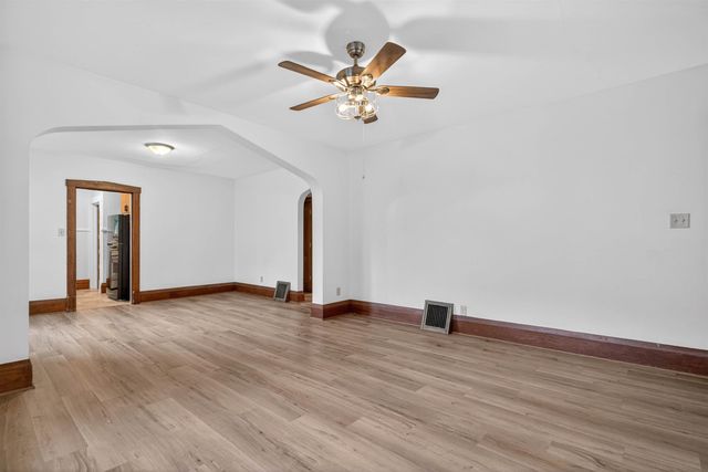 523 Cutler Street, Waterloo, IA 50703