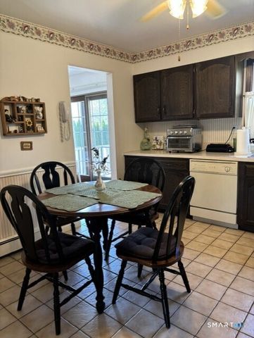 30 Hawley Rd Extension, Danbury, CT 06811