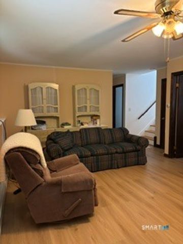 30 Hawley Rd Extension, Danbury, CT 06811