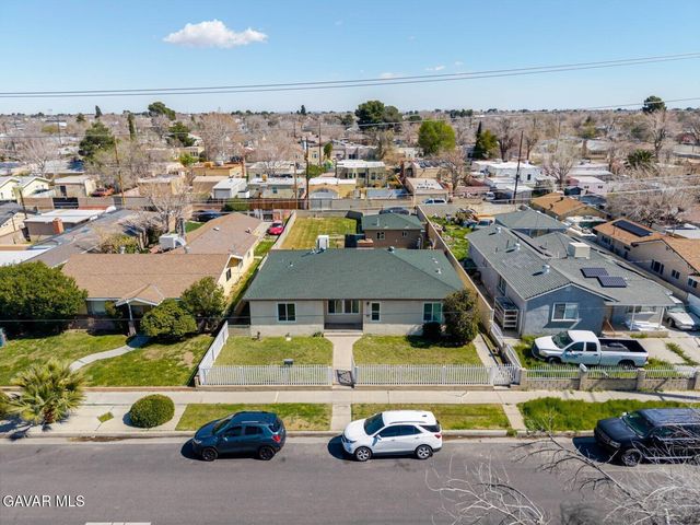 44632 Fern Avenue, Lancaster, CA 93534