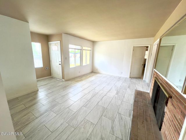 44632 Fern Avenue, Lancaster, CA 93534