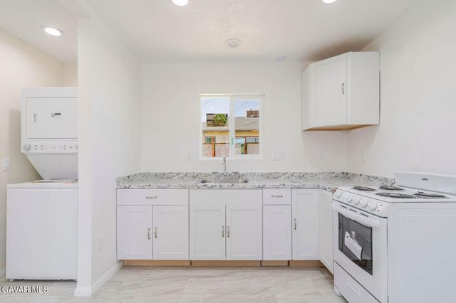 44632 Fern Avenue, Lancaster, CA 93534