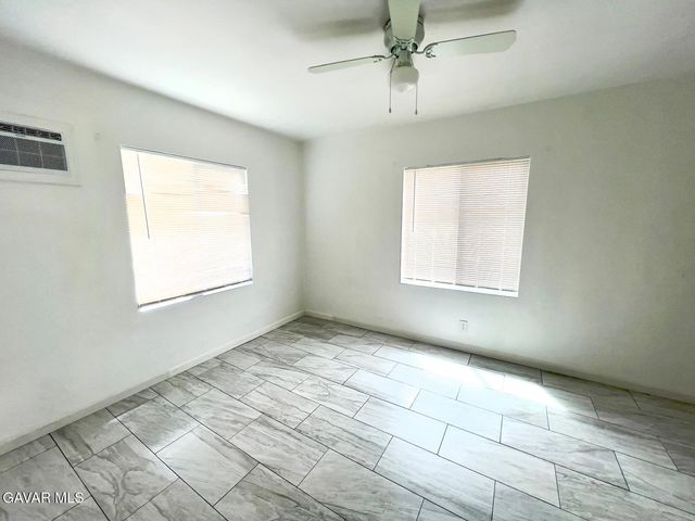 44632 Fern Avenue, Lancaster, CA 93534