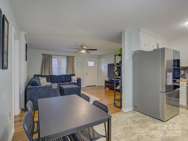 228 Ridge Drive, Harrisburg, NC 28075