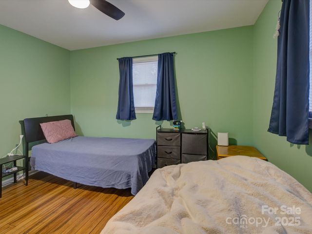 228 Ridge Drive, Harrisburg, NC 28075