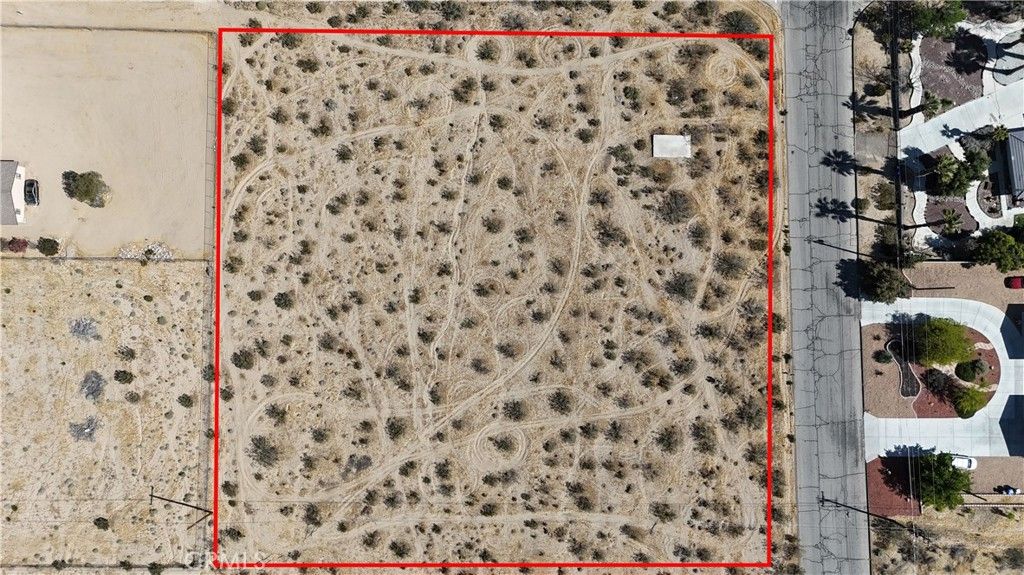 Image 3 of property listing at 0 Cinnabar Rd, Barstow, CA 92311