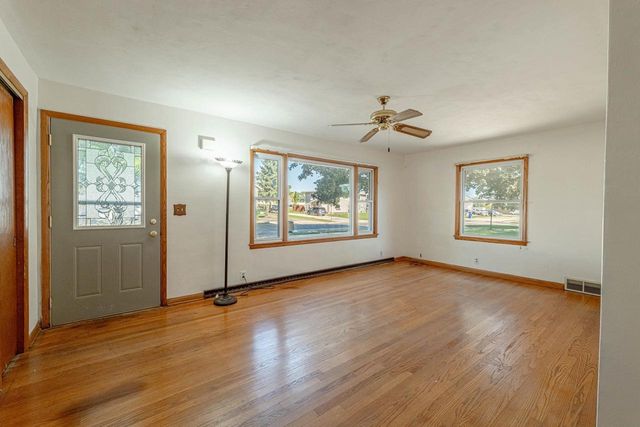 1033 Lothe Street, Sun Prairie, WI 53590