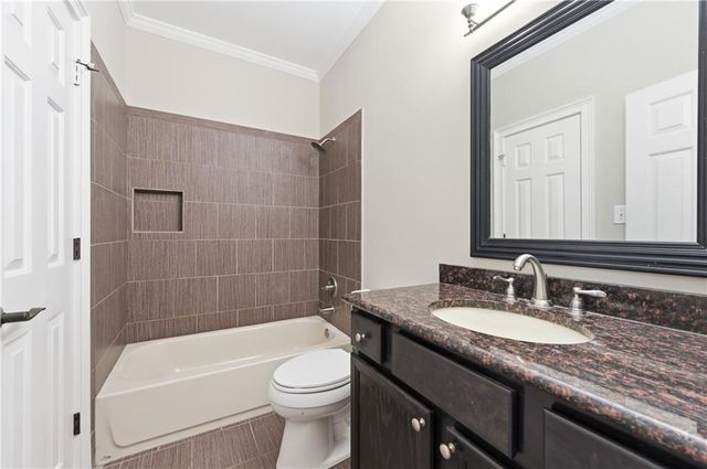 10685 Oxford Mill Circle, Alpharetta, GA 30022