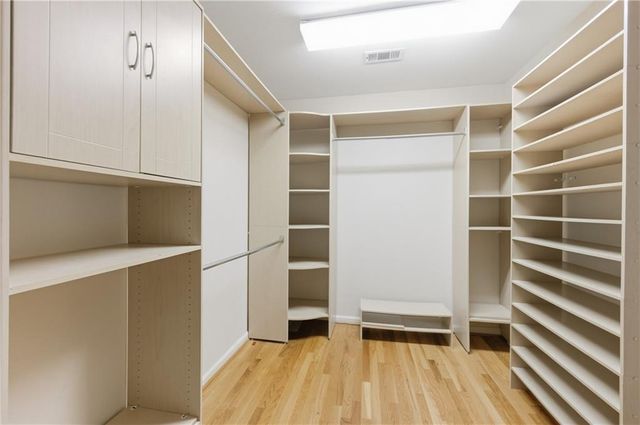 10685 Oxford Mill Circle, Alpharetta, GA 30022