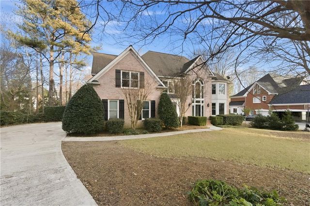 10685 Oxford Mill Circle, Alpharetta, GA 30022