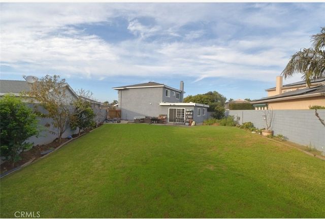 17952 Caledonia, Huntington Beach, CA 92647