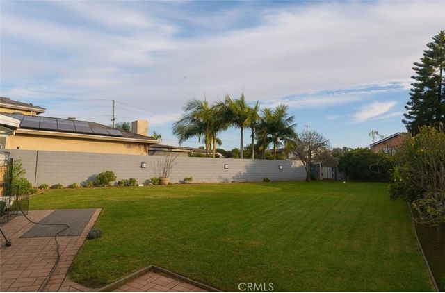 17952 Caledonia, Huntington Beach, CA 92647