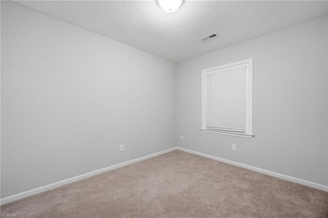 249 Batson DR, Newport News, VA 23602
