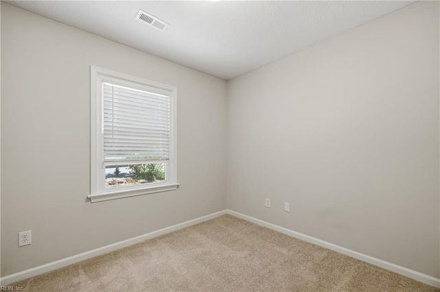 249 Batson DR, Newport News, VA 23602