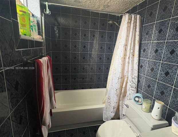 6055 W 19th Avenue 318, Hialeah, FL 33012