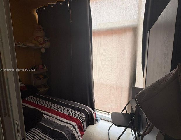 6055 W 19th Avenue 318, Hialeah, FL 33012